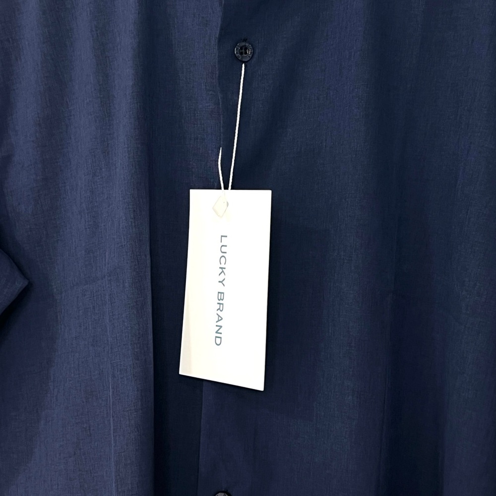 NWT Men’s Lucky Brand Blue Button Down Shirt. Size Small. - Picture 3 of 6